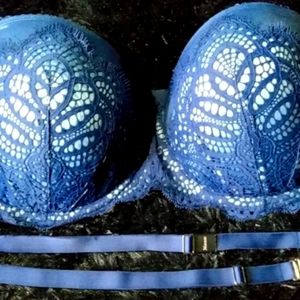 NWT Victoria's Secret Strapless Blue Lace 36DD BRA